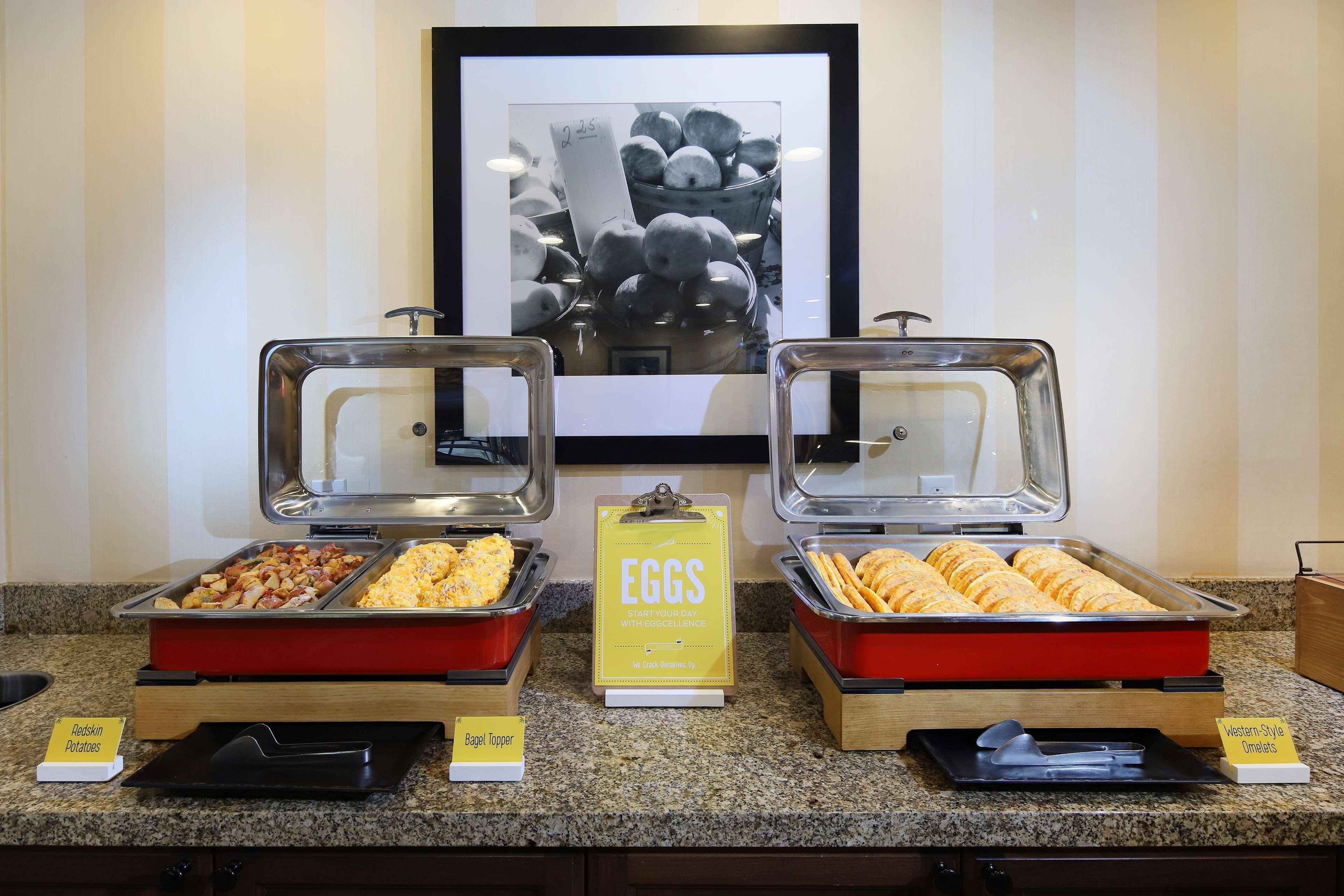 Hampton Inn & Suites Tucson Mall Bagian luar foto