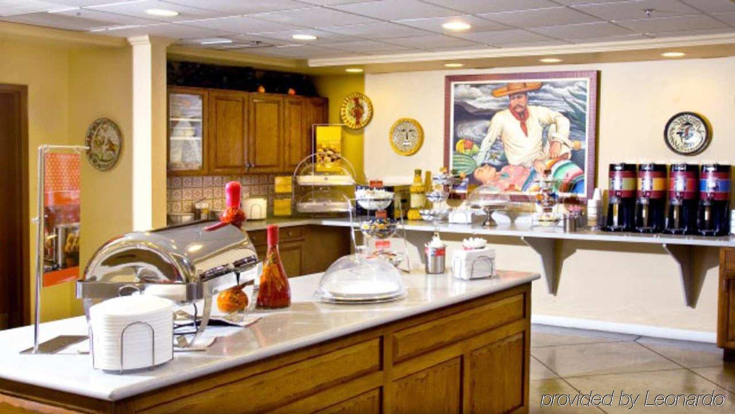 Hampton Inn & Suites Tucson Mall Restoran foto