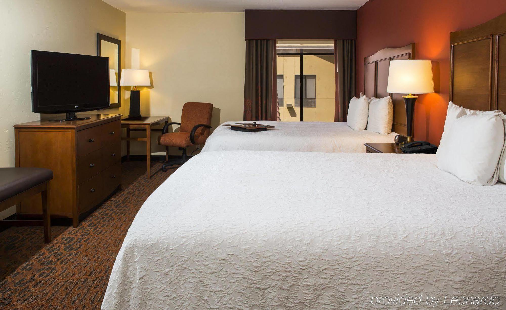 Hampton Inn & Suites Tucson Mall Bagian luar foto